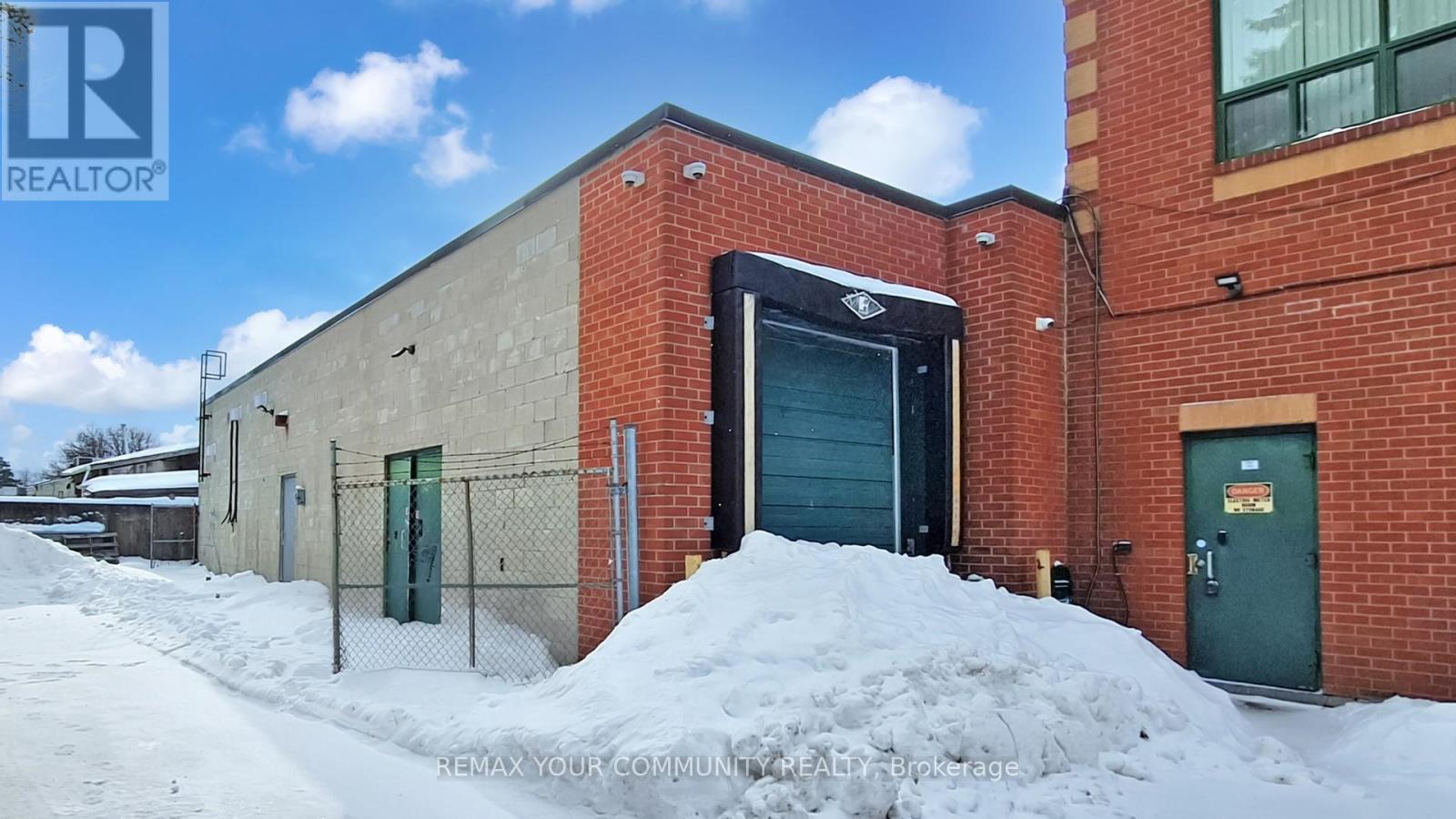 1-B - 15543 Yonge Street, Aurora, Ontario L4G 1P3 - Photo 25 - N12720020