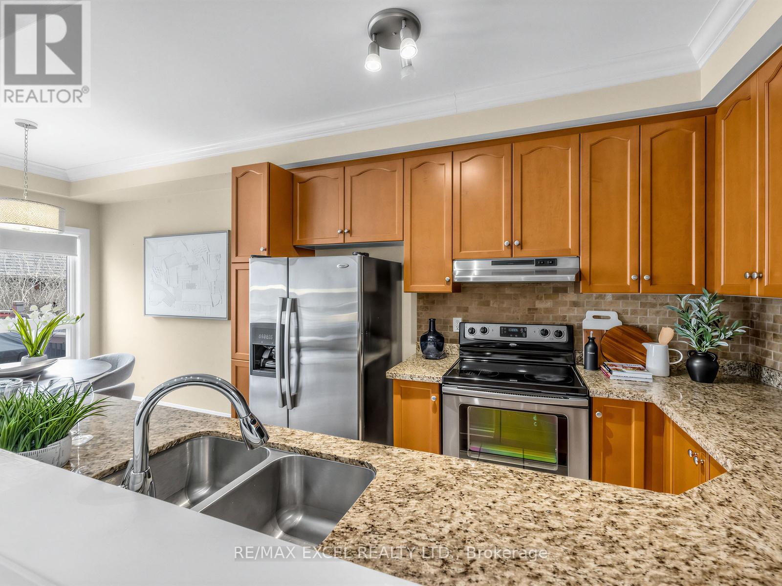 103 Baywell Crescent, Aurora, Ontario  L4G 7M5 - Photo 13 - N13100826