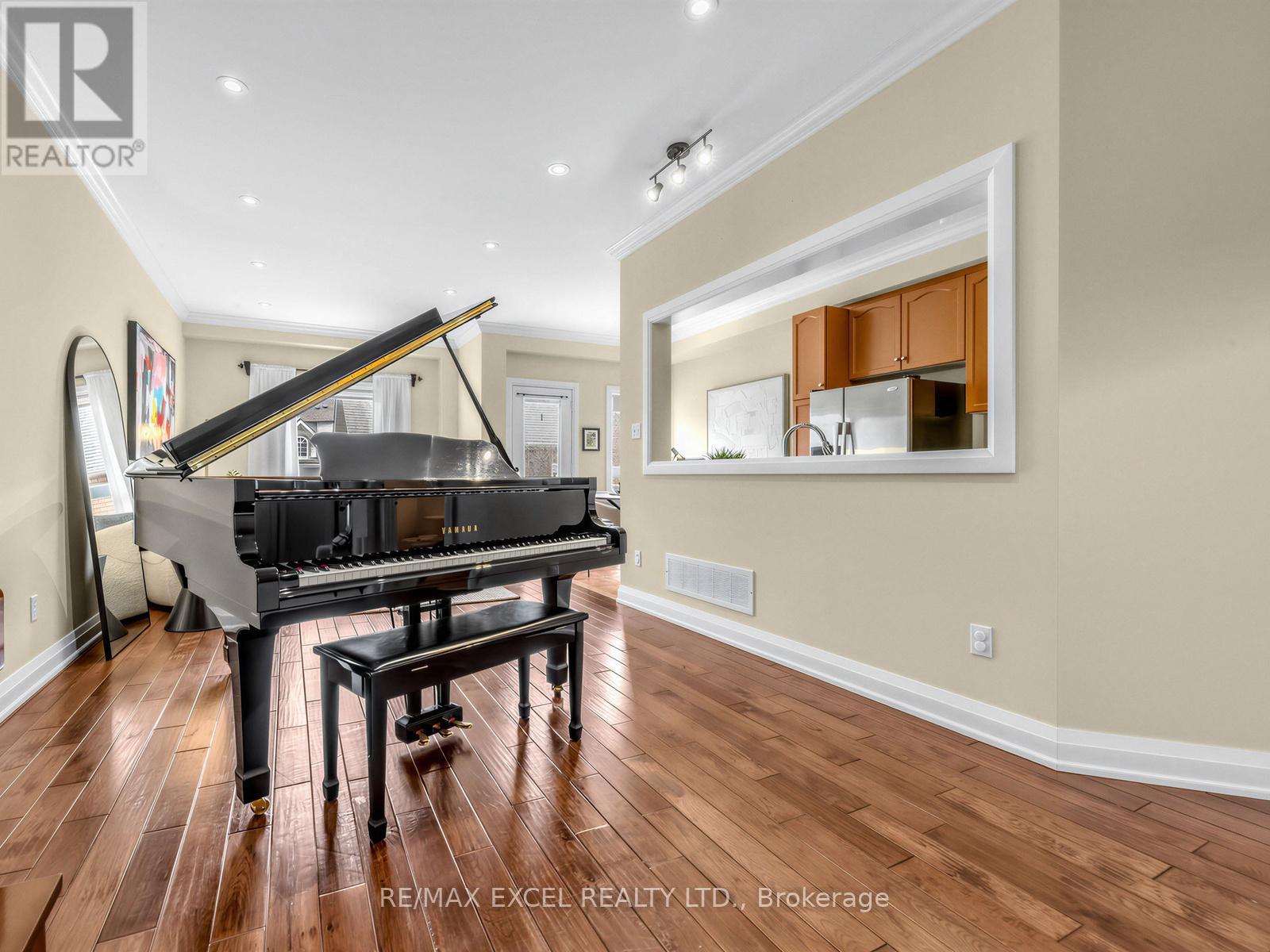 103 Baywell Crescent, Aurora, Ontario  L4G 7M5 - Photo 9 - N13100826