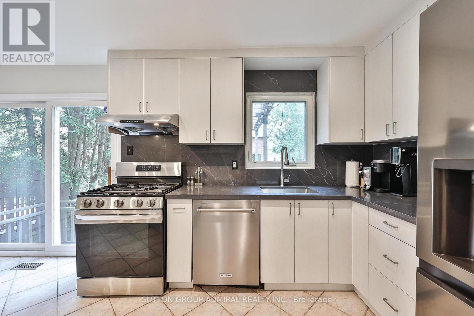 122 Rejane Crescent, Vaughan, Ontario  L4J 5A8 - Photo 14 - N13100876