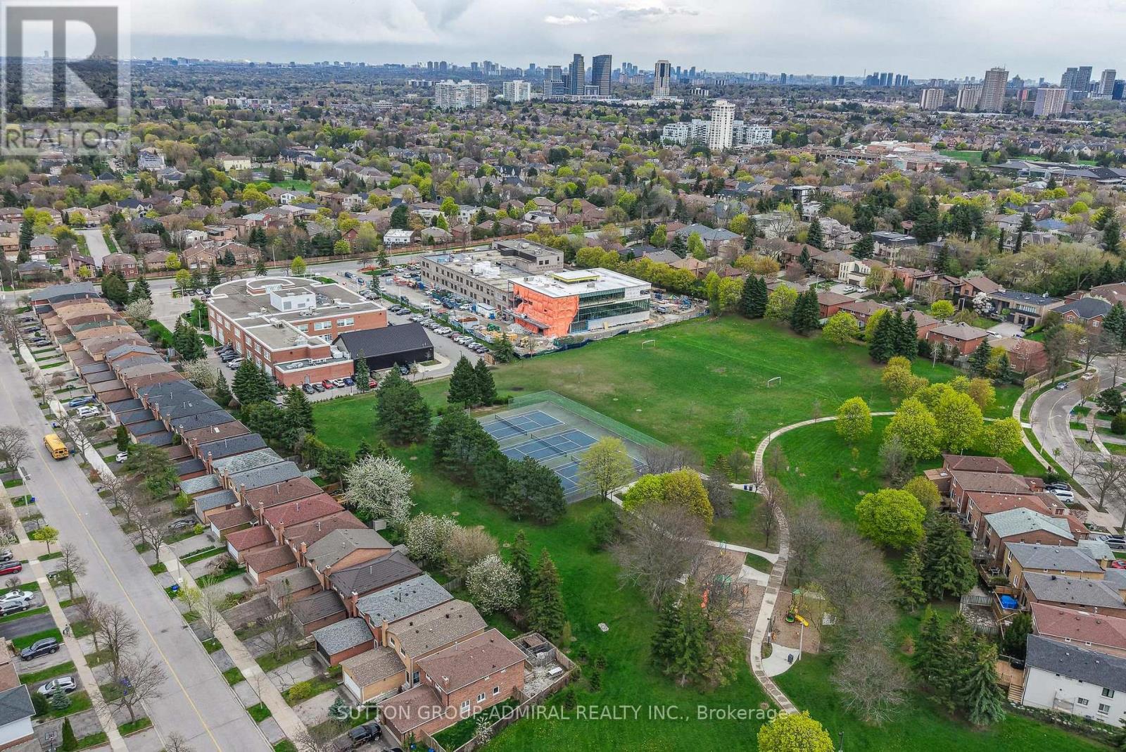 122 Rejane Crescent, Vaughan, Ontario  L4J 5A8 - Photo 36 - N13100876