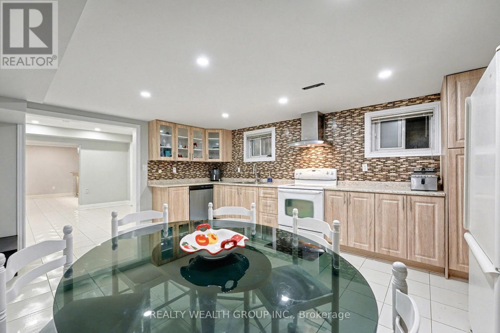 32 Colton Crescent S, Vaughan, Ontario  L4L 3L7 - Photo 36 - N13100922
