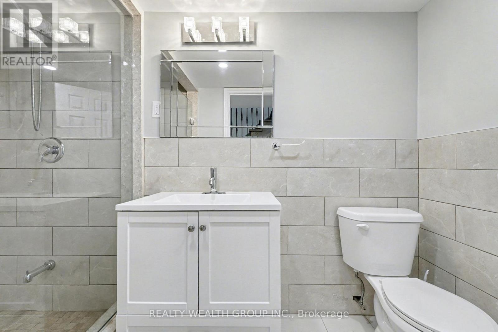 32 Colton Crescent S, Vaughan, Ontario  L4L 3L7 - Photo 37 - N13100922