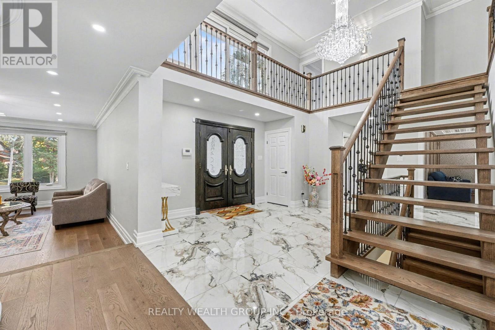 32 Colton Crescent S, Vaughan, Ontario  L4L 3L7 - Photo 5 - N13100922