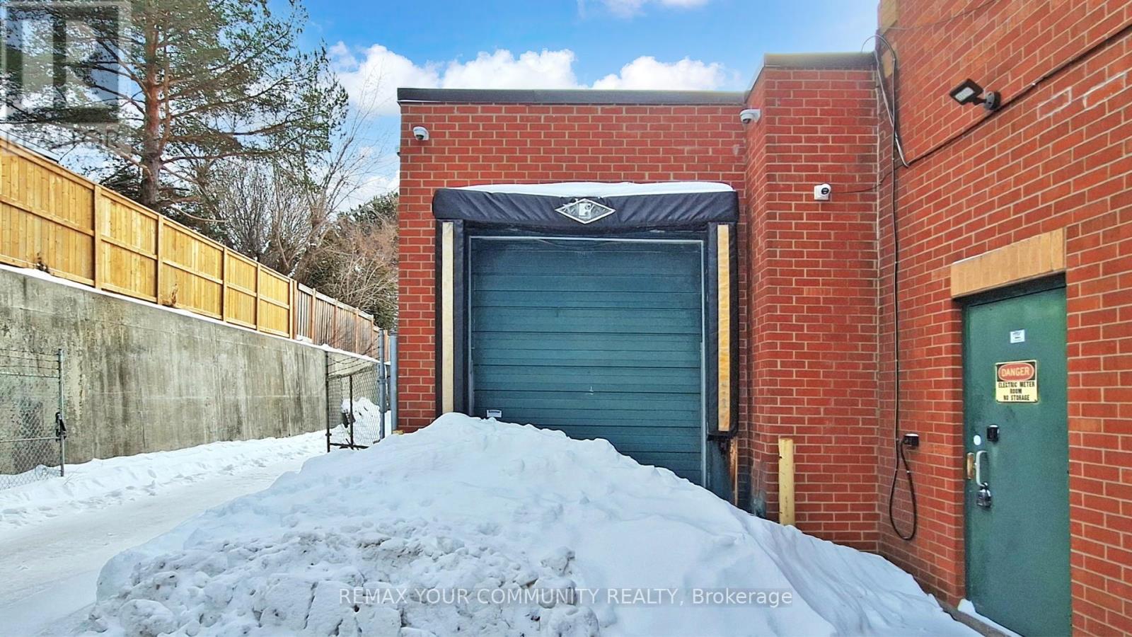 1-B - 15543 Yonge Street, Aurora, Ontario L4G 1P3 - Photo 26 - N12720020