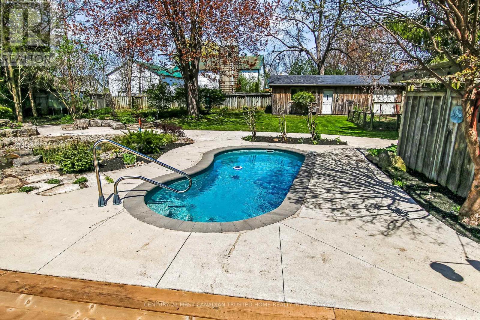 27 Croydon Drive, Middlesex Centre, Ontario  N0M 1C0 - Photo 35 - X13096894