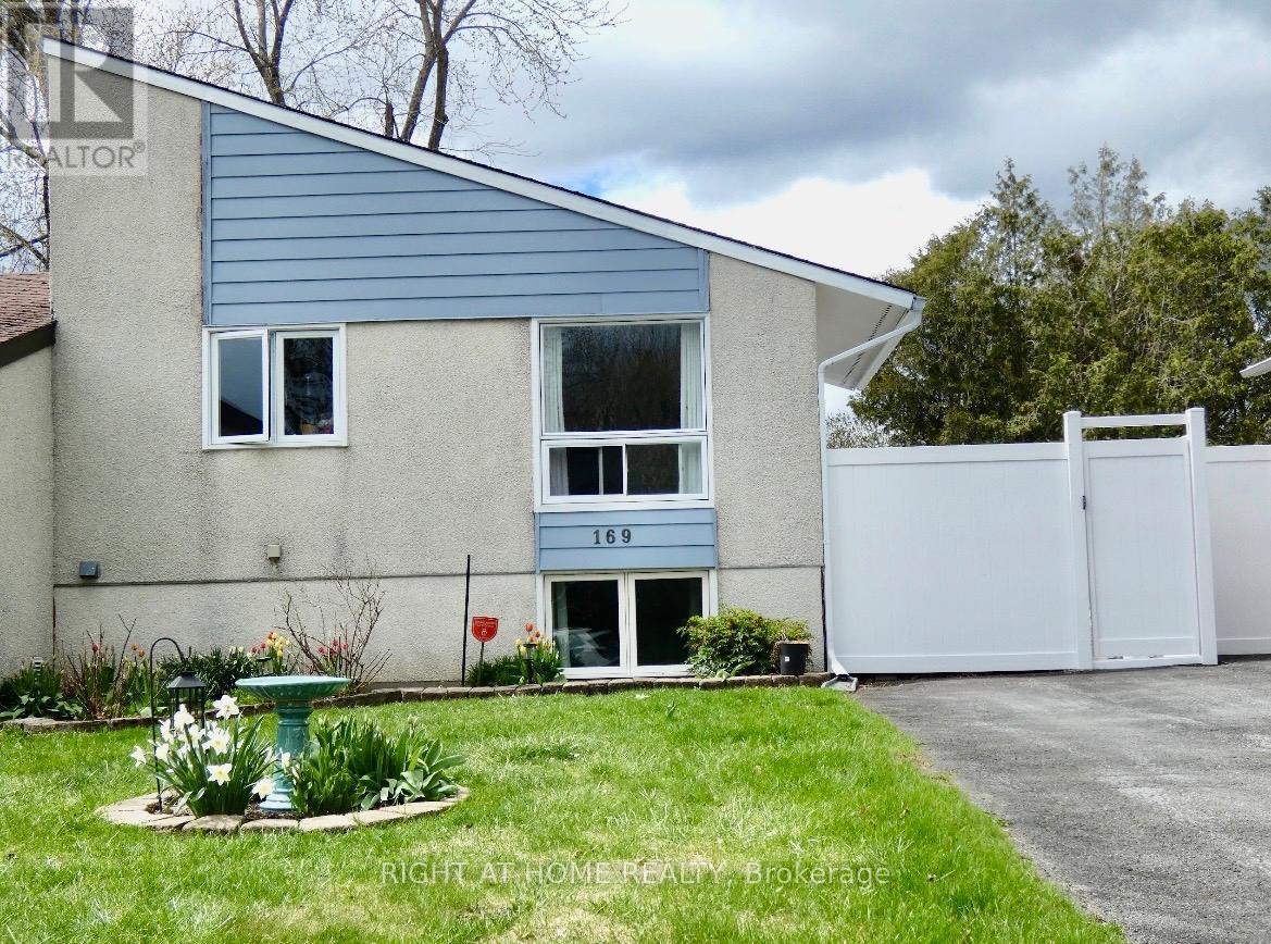 169 CASTLEFRANK ROAD, Ottawa, Ontario