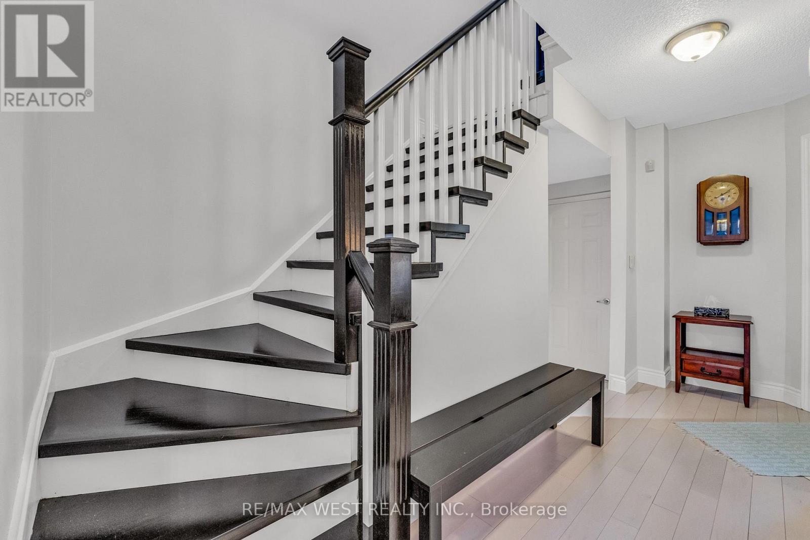 5349 Bullrush Drive, Mississauga, Ontario  L5V 1Z2 - Photo 22 - W13100768