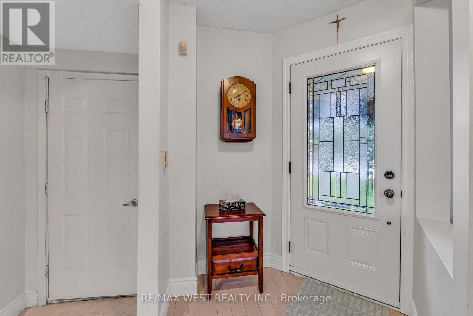 5349 Bullrush Drive, Mississauga, Ontario  L5V 1Z2 - Photo 6 - W13100768