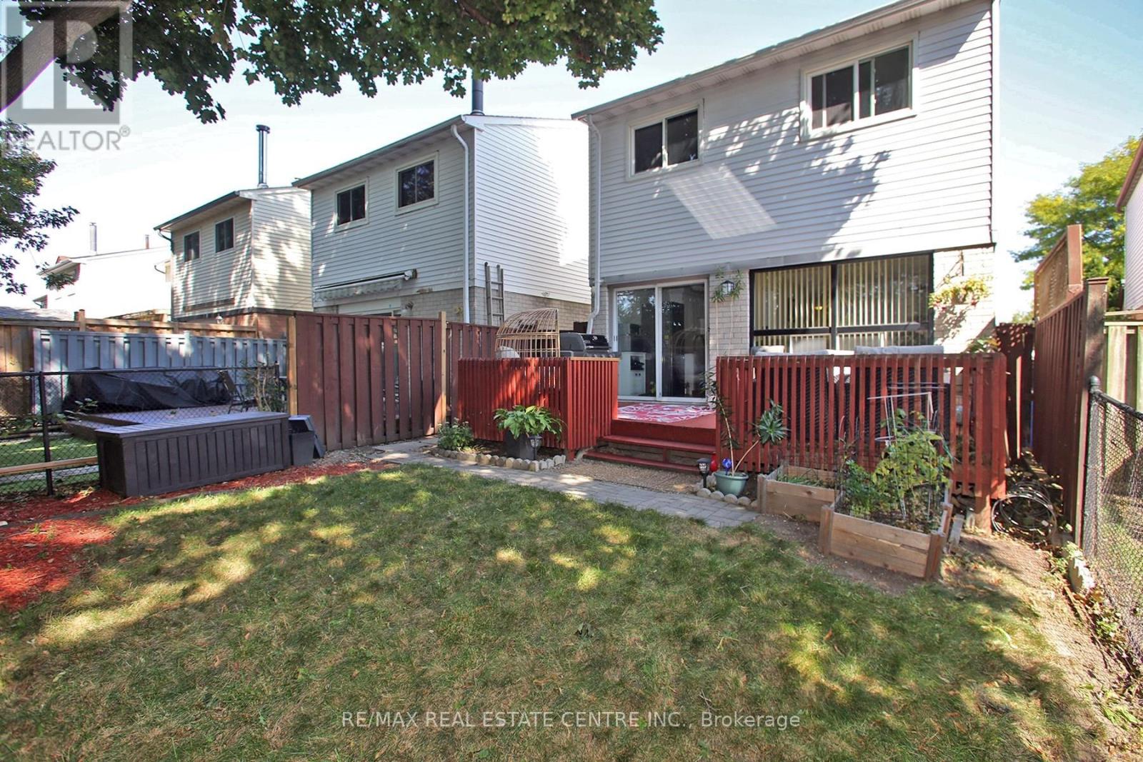 72 Malabar Crescent, Brampton, Ontario  L6S 3X8 - Photo 44 - W13100816