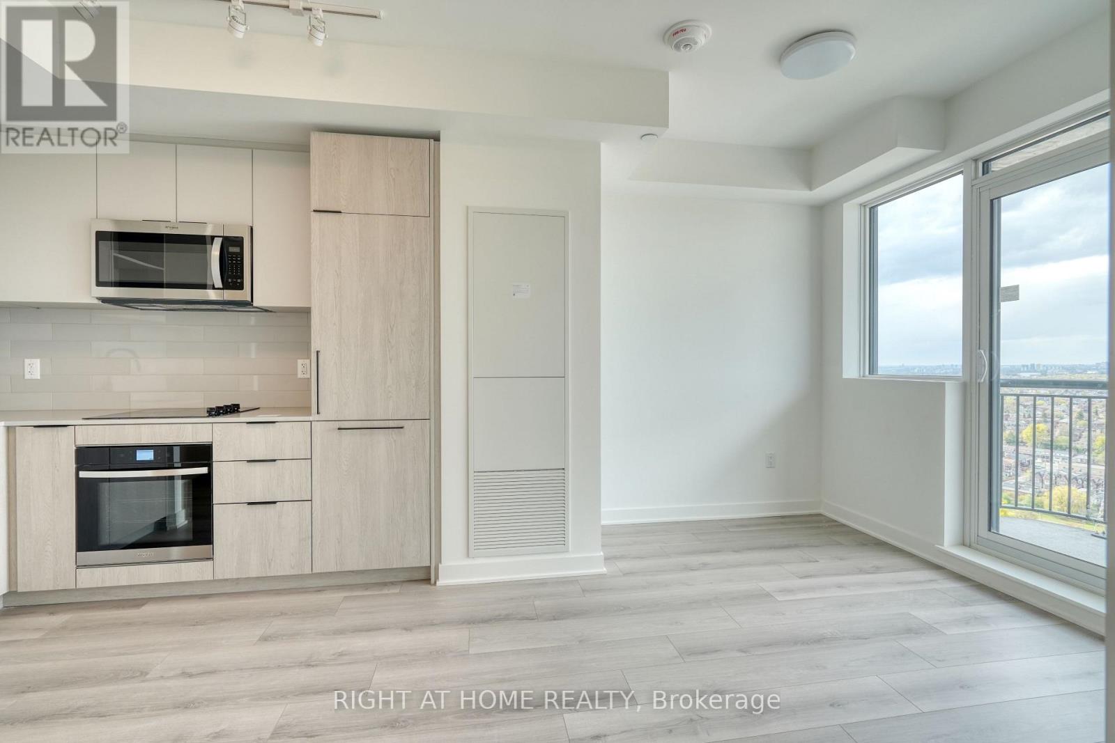 2603 - 1185 Dupont Street, Toronto, Ontario  M6H 0E5 - Photo 10 - W13100898