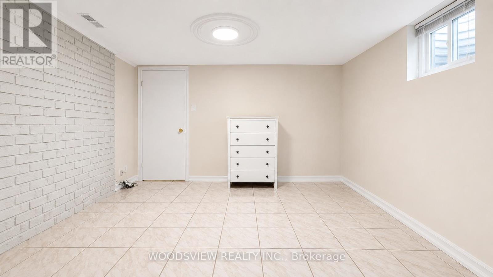 Lower - 58 Lightwood Drive, Toronto, Ontario  M9V 2Z2 - Photo 10 - W13100920