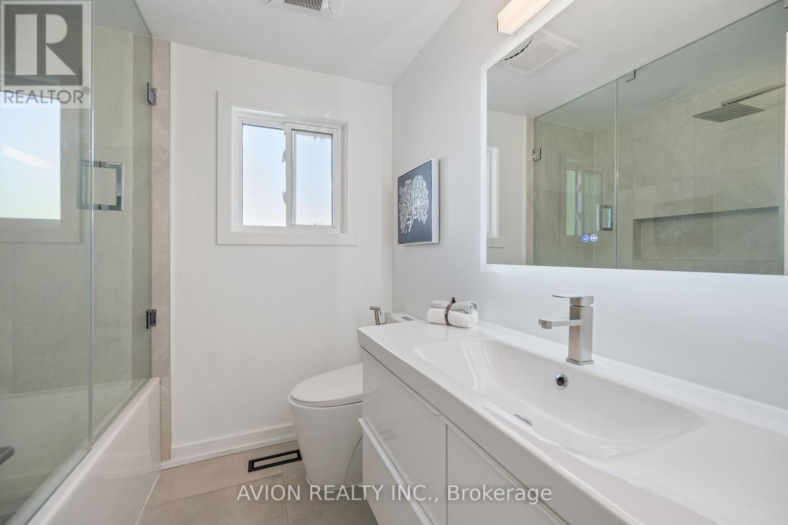 1397 Highgate Court, Oakville, Ontario  L6H 2V4 - Photo 28 - W13100924
