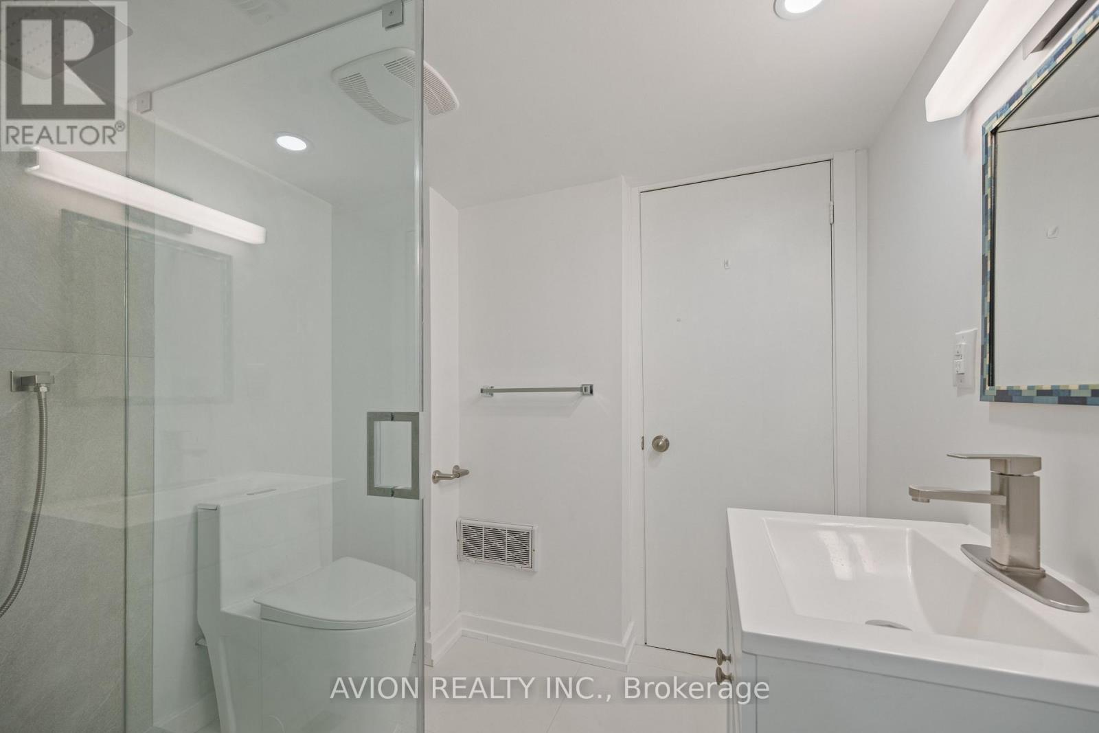 1397 Highgate Court, Oakville, Ontario  L6H 2V4 - Photo 34 - W13100924