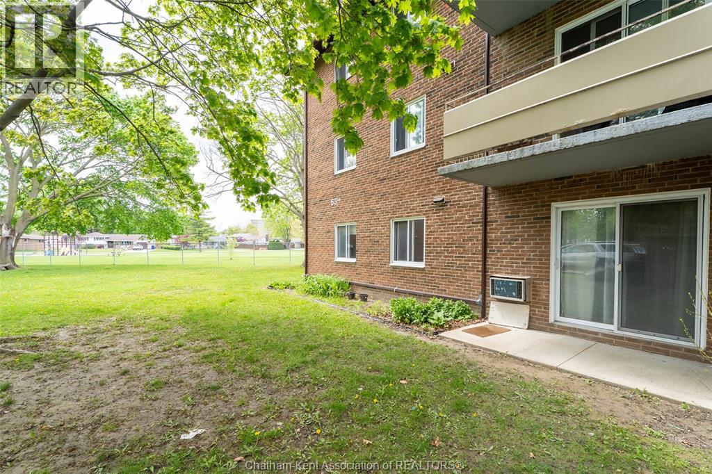 63 BALDOON STREET, Chatham, Ontario
