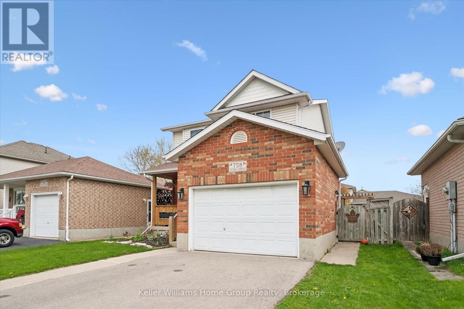 758 Victoria Terrace, Centre Wellington, Ontario  N1M 3E7 - Photo 2 - X12860994