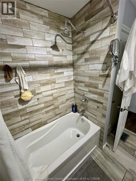 160 Michael, Lakeshore, Ontario  N8N 2V6 - Photo 23 - 26010479
