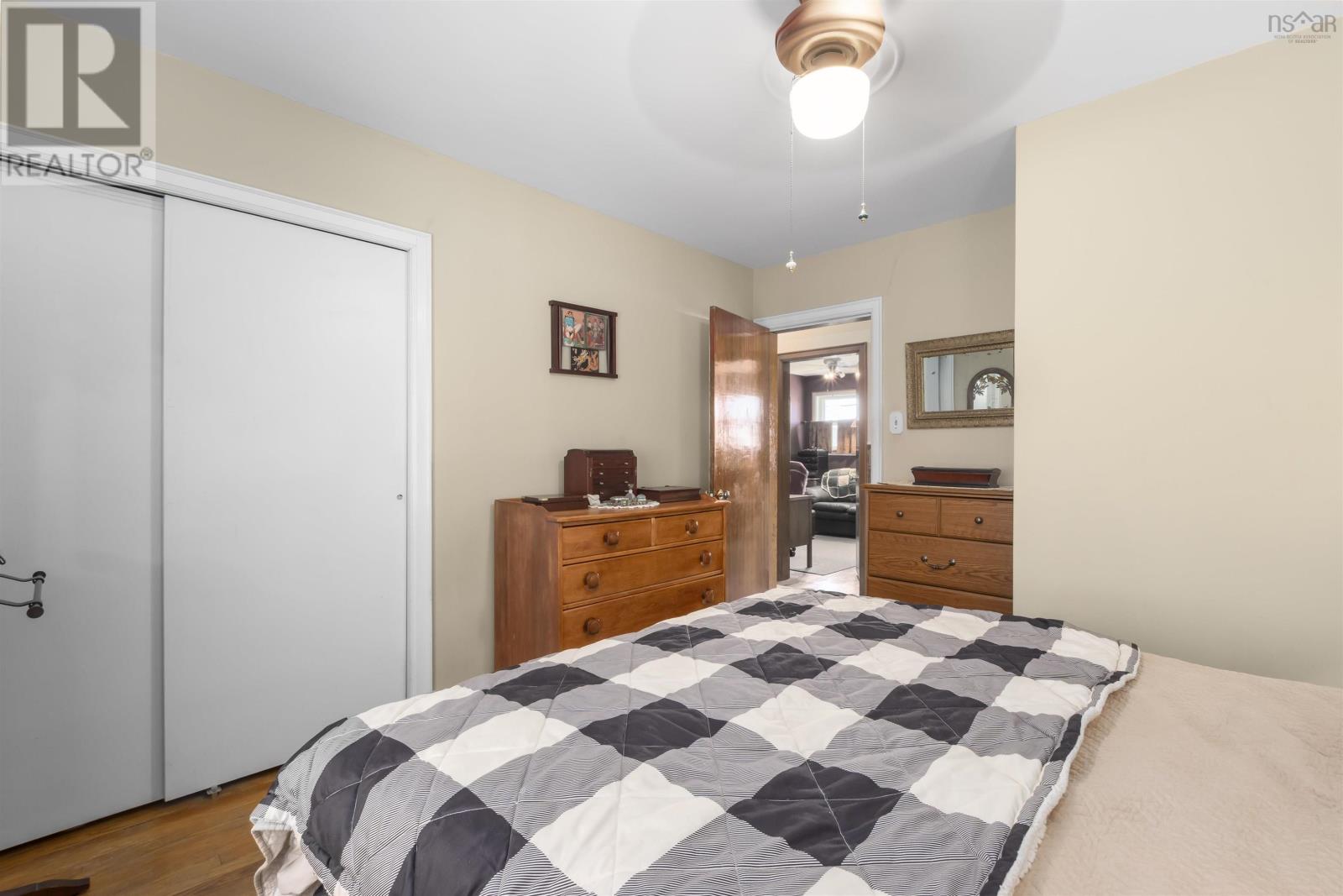 8 Curley Drive, Dartmouth, Nova Scotia  B2Y 1X8 - Photo 21 - 202610188