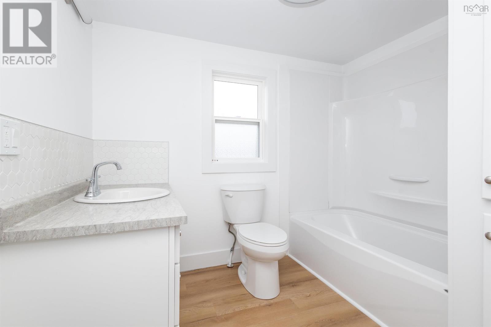 6 Turner Street, Glace Bay, Nova Scotia  B1A 5W4 - Photo 30 - 202610187