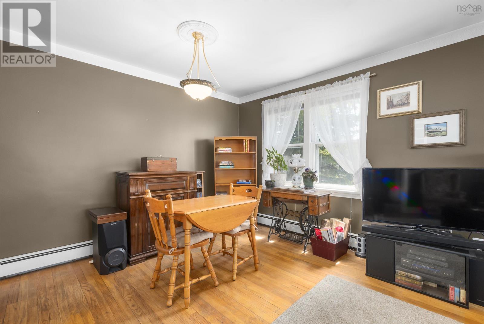 8 Curley Drive, Dartmouth, Nova Scotia  B2Y 1X8 - Photo 10 - 202610188