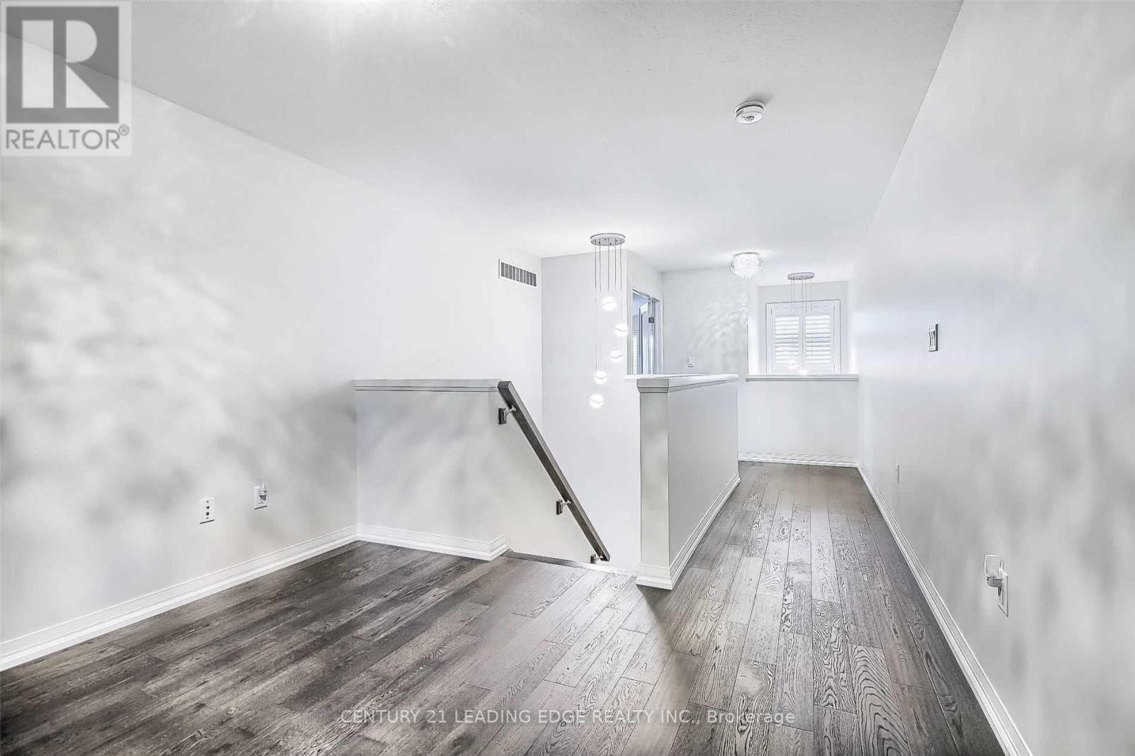 113 Greenwich Avenue, Hamilton, Ontario  L8J 2R9 - Photo 10 - X13100882