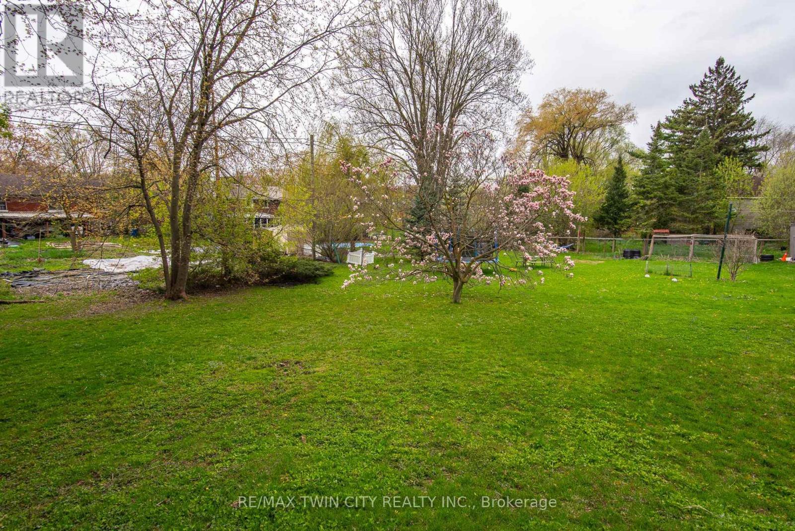 143 Bridgeport Road E, Waterloo, Ontario  N2J 2K3 - Photo 14 - X13100936