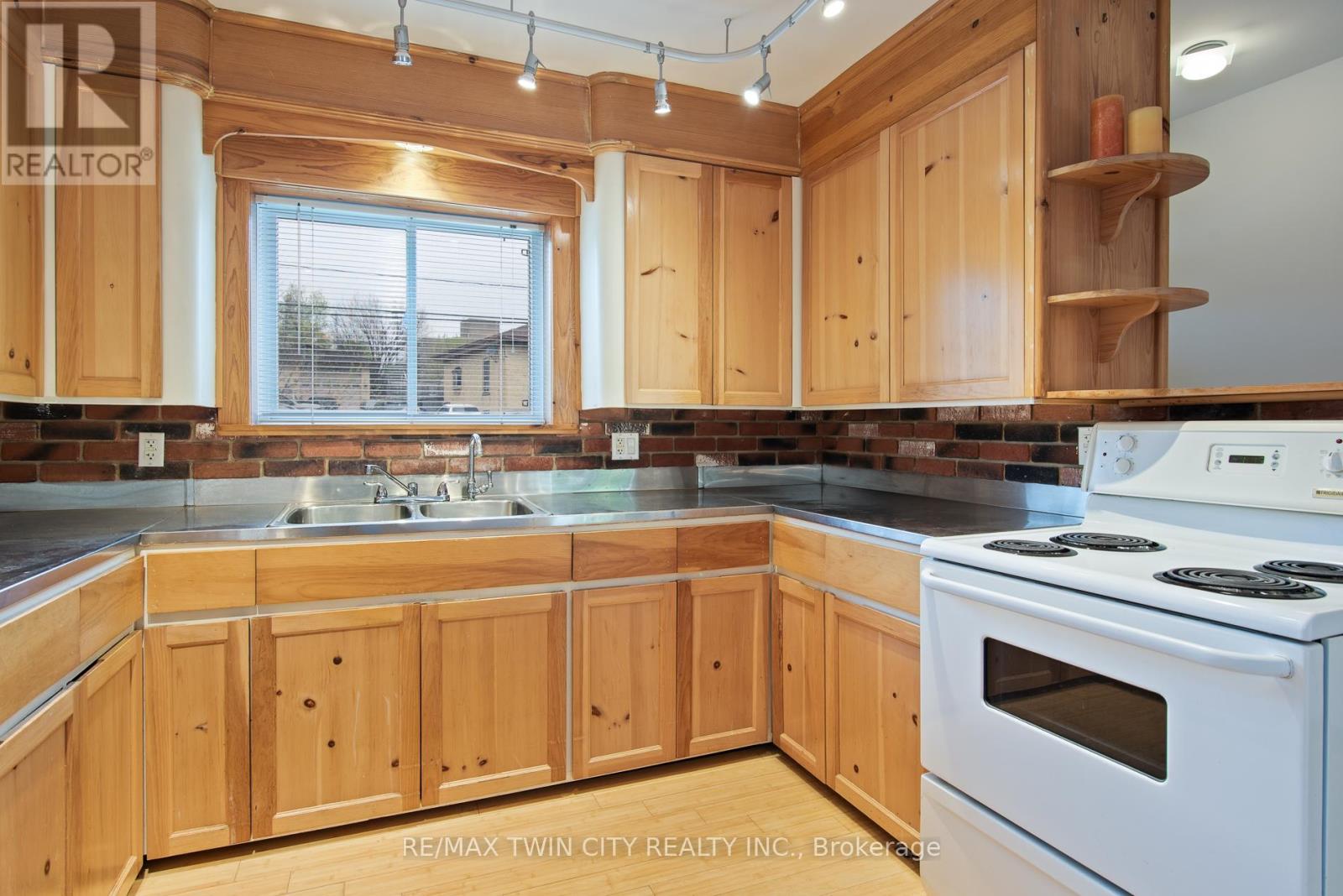143 Bridgeport Road E, Waterloo, Ontario  N2J 2K3 - Photo 27 - X13100936