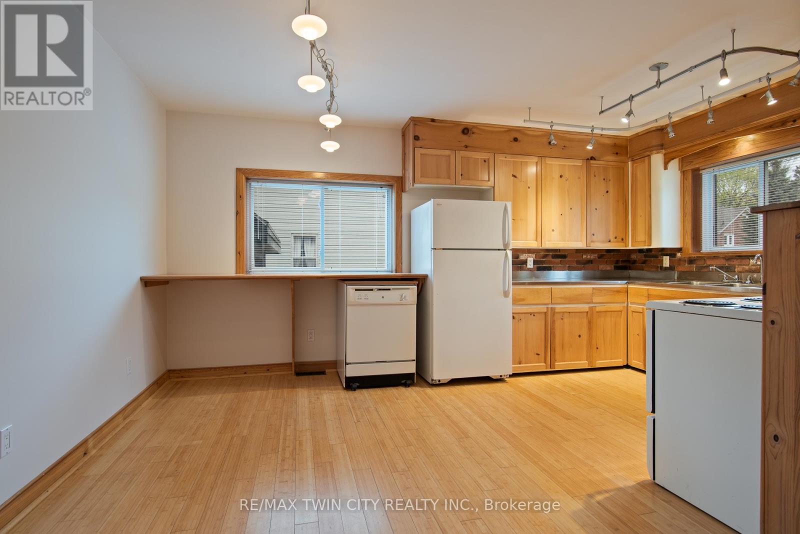 143 Bridgeport Road E, Waterloo, Ontario  N2J 2K3 - Photo 30 - X13100936