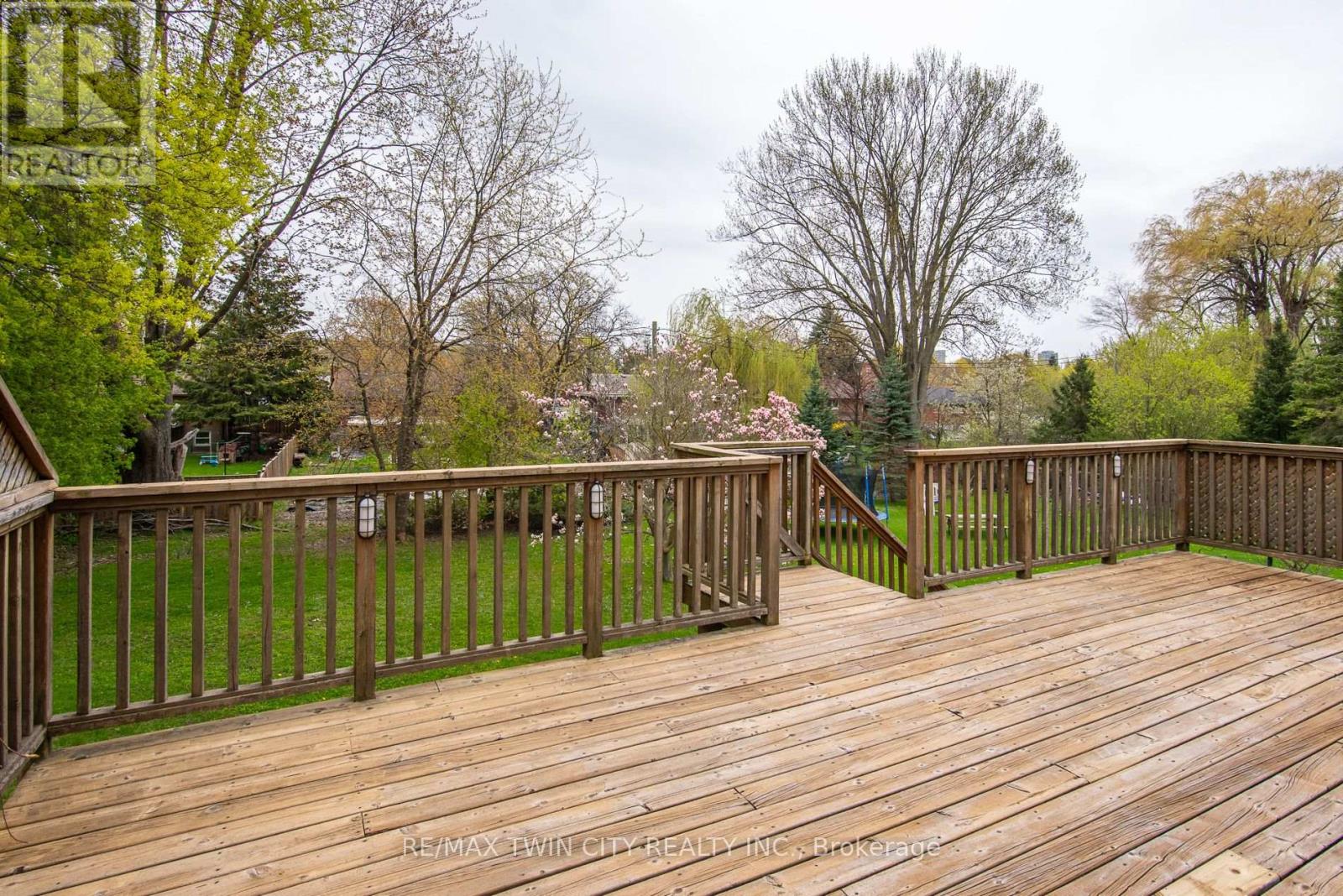 143 Bridgeport Road E, Waterloo, Ontario  N2J 2K3 - Photo 5 - X13100936