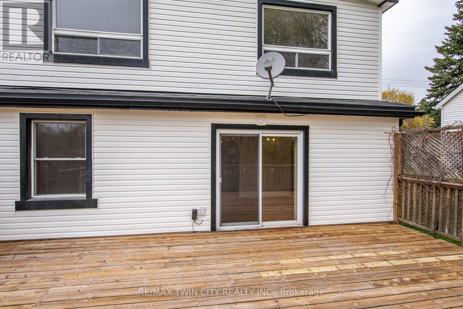 143 Bridgeport Road E, Waterloo, Ontario  N2J 2K3 - Photo 7 - X13100936