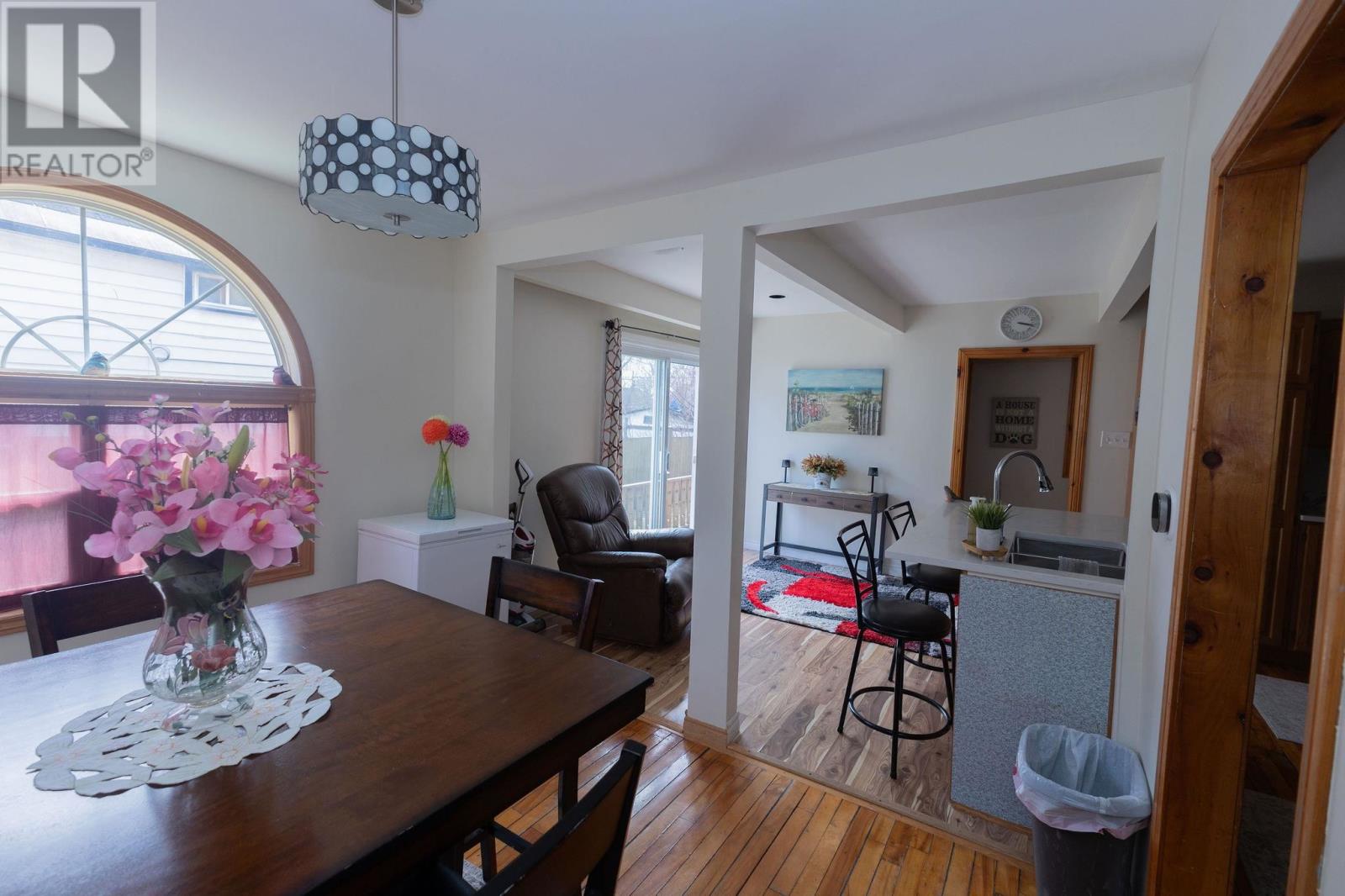 75 Walnut St, Sault Ste. Marie, Ontario  P6B 2E4 - Photo 14 - SM260923