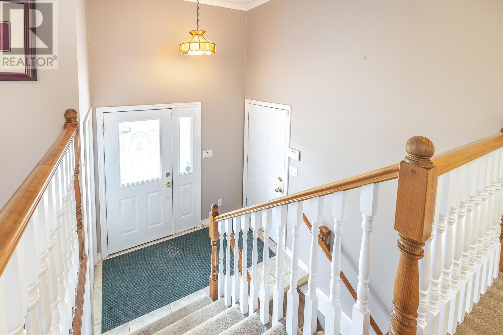 93 Queensgate Blvd, Sault Ste. Marie, Ontario P6A 6Y4 - Photo 3 - SM260920