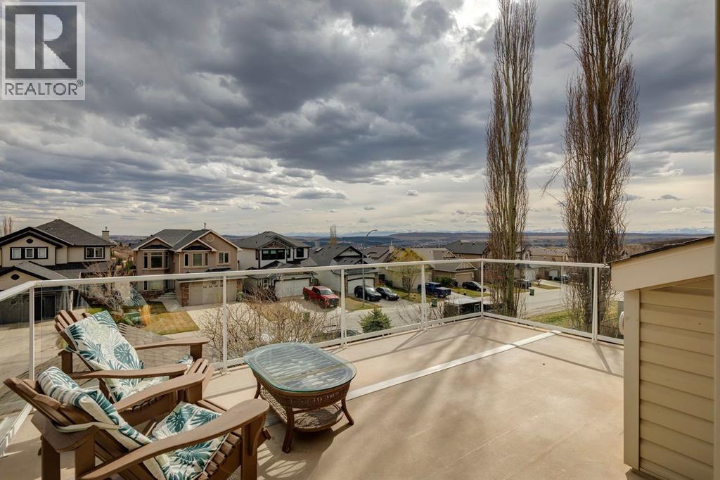 40 Sunset Close, Cochrane, Alberta  T4C 0B3 - Photo 19 - A2309100