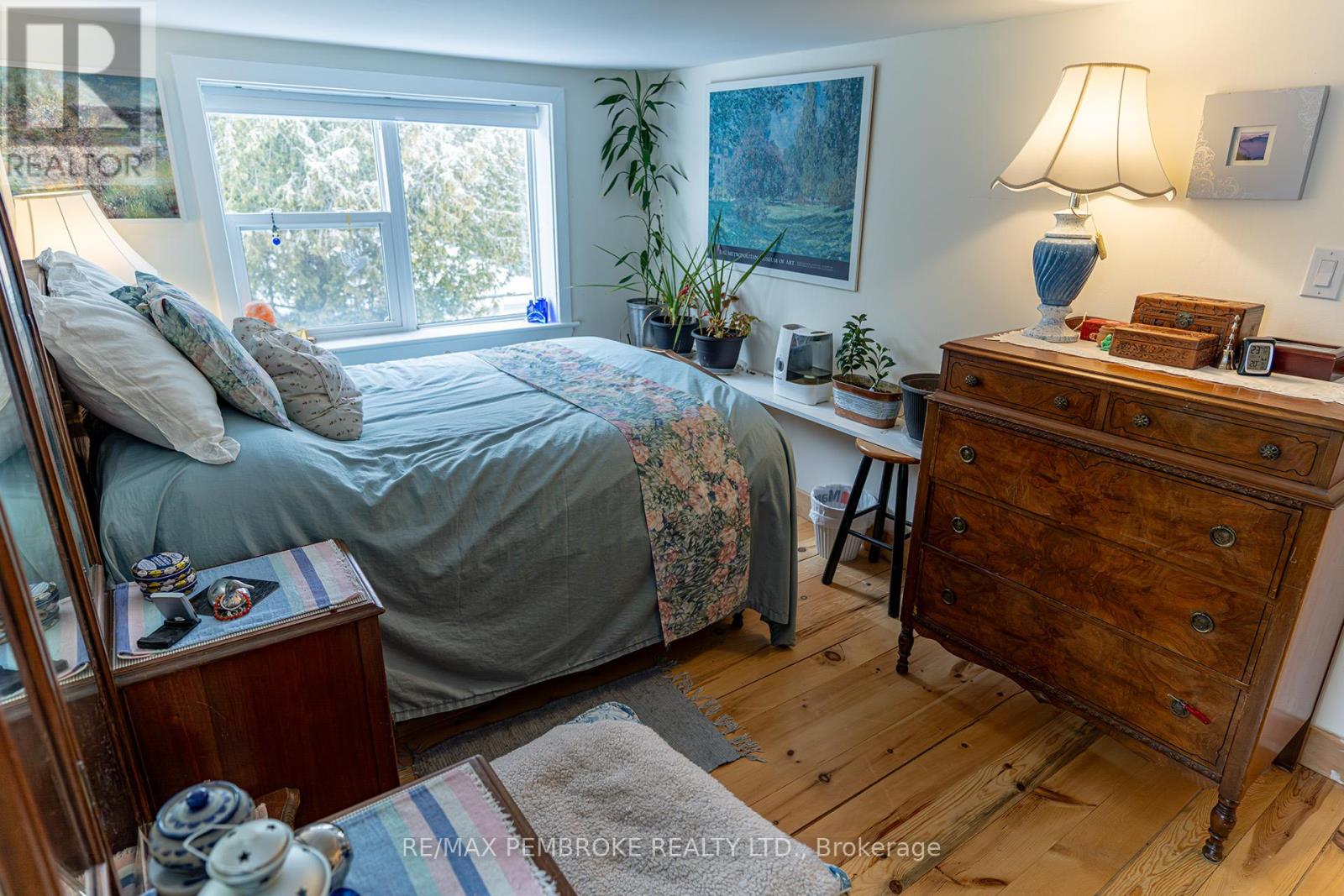 563 Perth Street, Pembroke, Ontario  K8A 6B7 - Photo 25 - X12889648