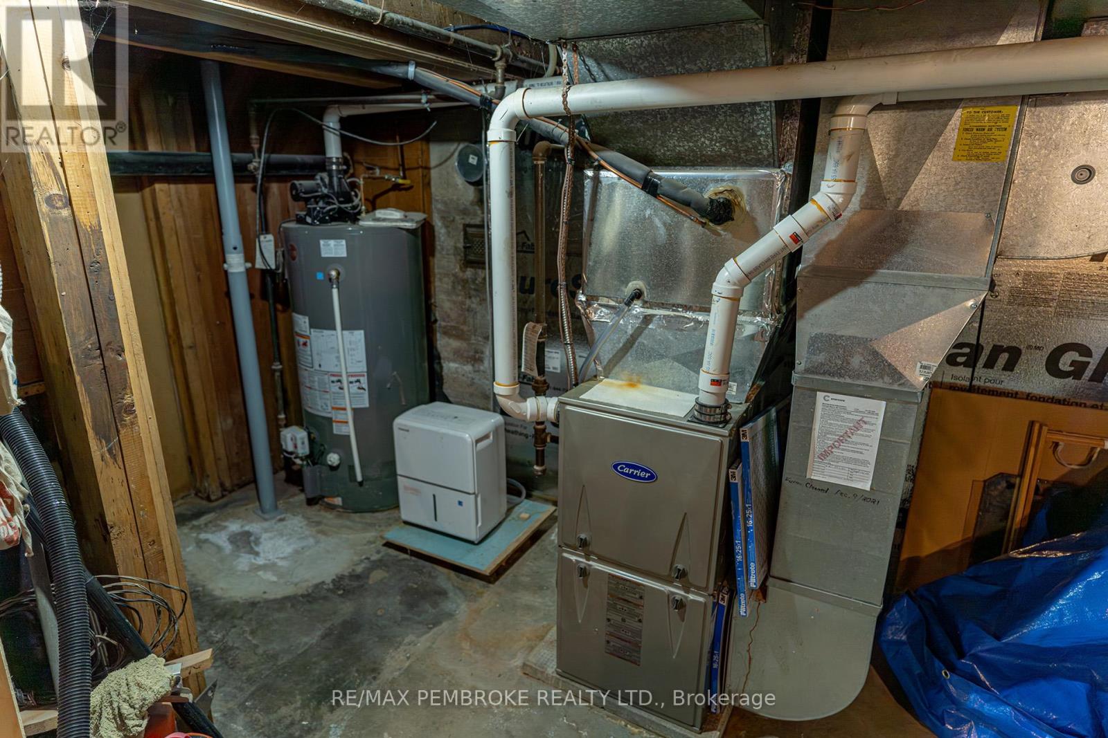 563 Perth Street, Pembroke, Ontario  K8A 6B7 - Photo 29 - X12889648