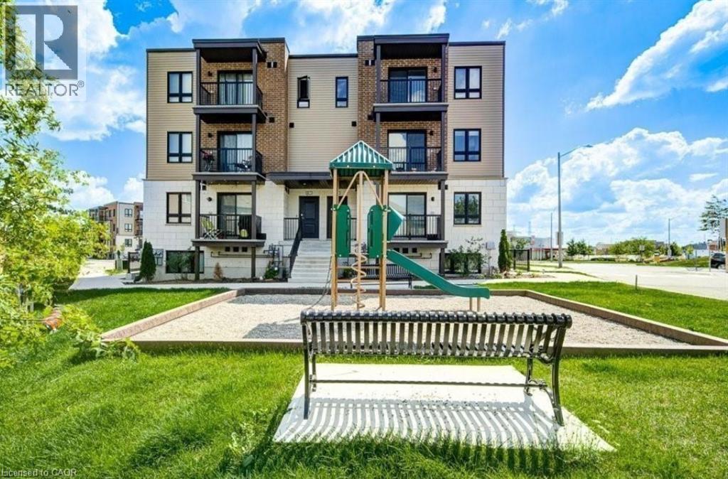 1331 Countrystone Drive Unit# B15, Kitchener, Ontario  N2N 0C5 - Photo 1 - 40828376