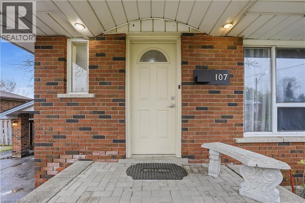 107 Deschene Avenue, Hamilton, Ontario  L9A 3J9 - Photo 3 - 40826092