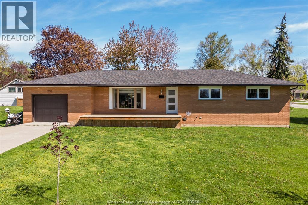 1336 SUNSET AVENUE, Kingsville, Ontario