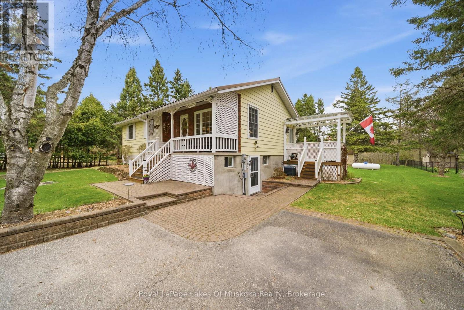 4917 Line 9 N, Oro-Medonte, Ontario  L0K 1E0 - Photo 3 - S13101022