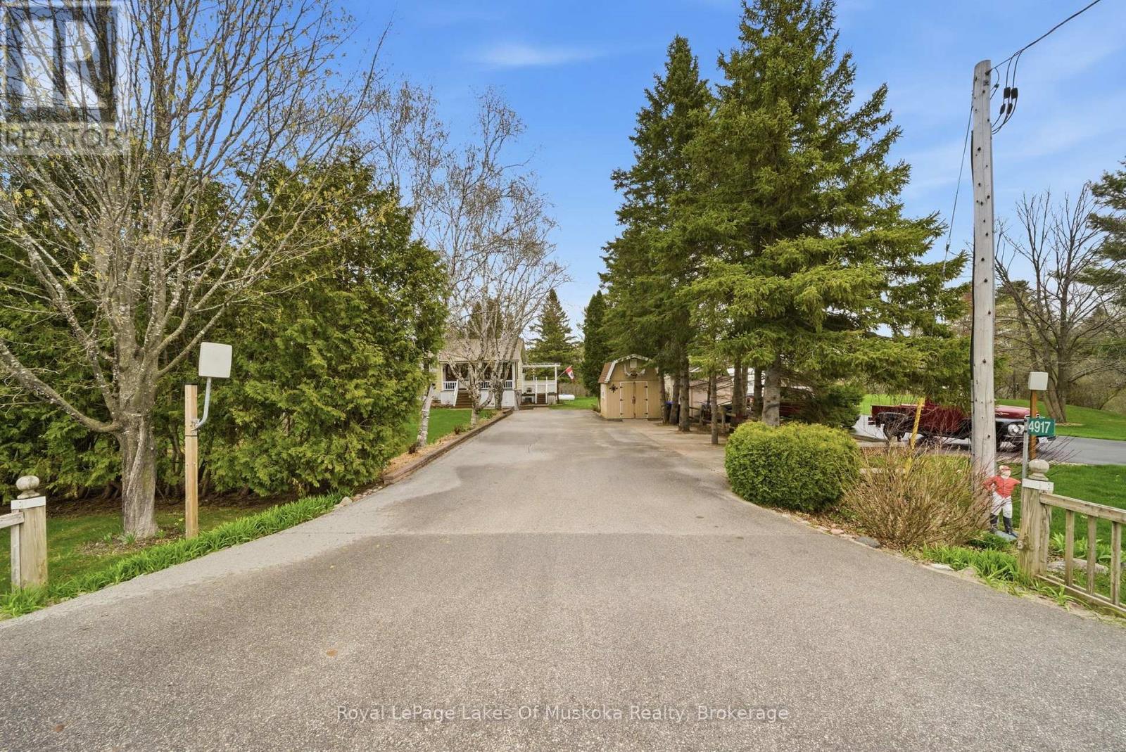 4917 Line 9 N, Oro-Medonte, Ontario  L0K 1E0 - Photo 6 - S13101022