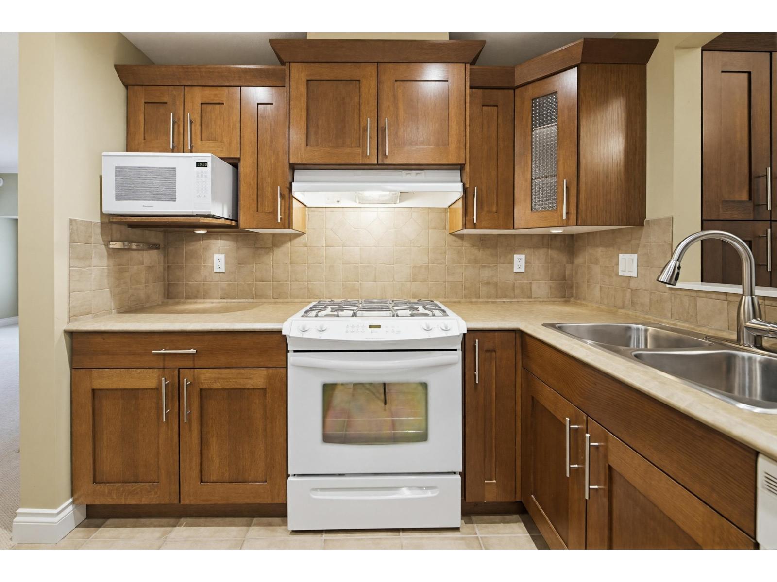 203 15357 17a Avenue, Surrey, British Columbia  V4A 1V4 - Photo 18 - R3118624
