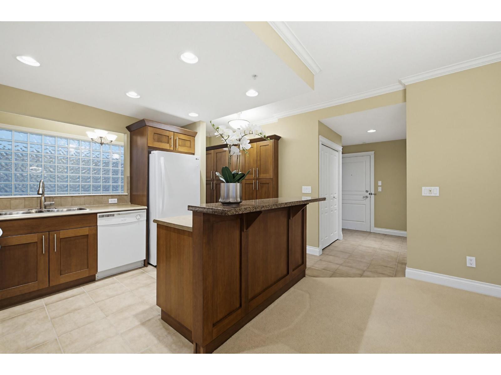 203 15357 17a Avenue, Surrey, British Columbia  V4A 1V4 - Photo 14 - R3118624