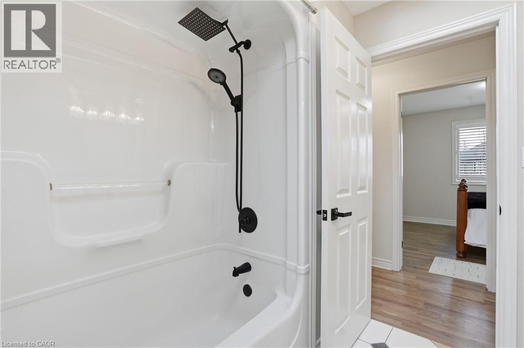 56 Mccaffery Crescent, St. Catharines, Ontario  L2S 3Z5 - Photo 34 - 40818580