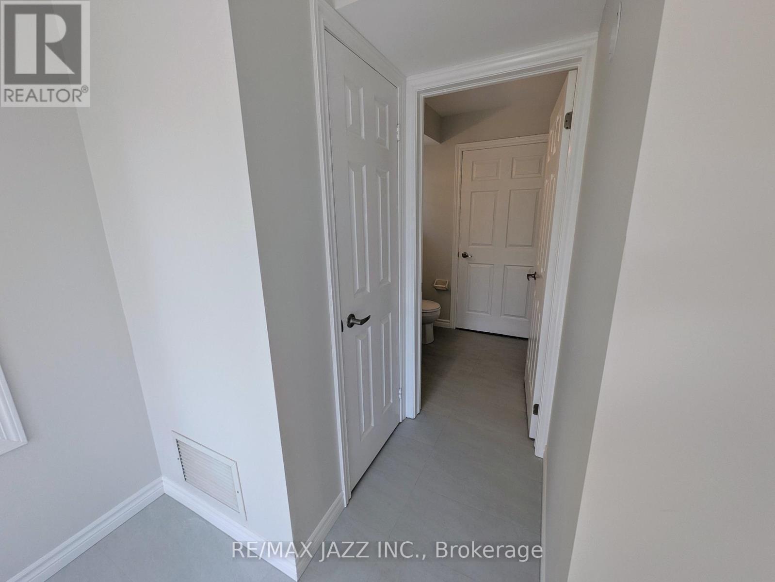 202 - 770 King Street E, Oshawa, Ontario  L1H 1G9 - Photo 13 - E13100970