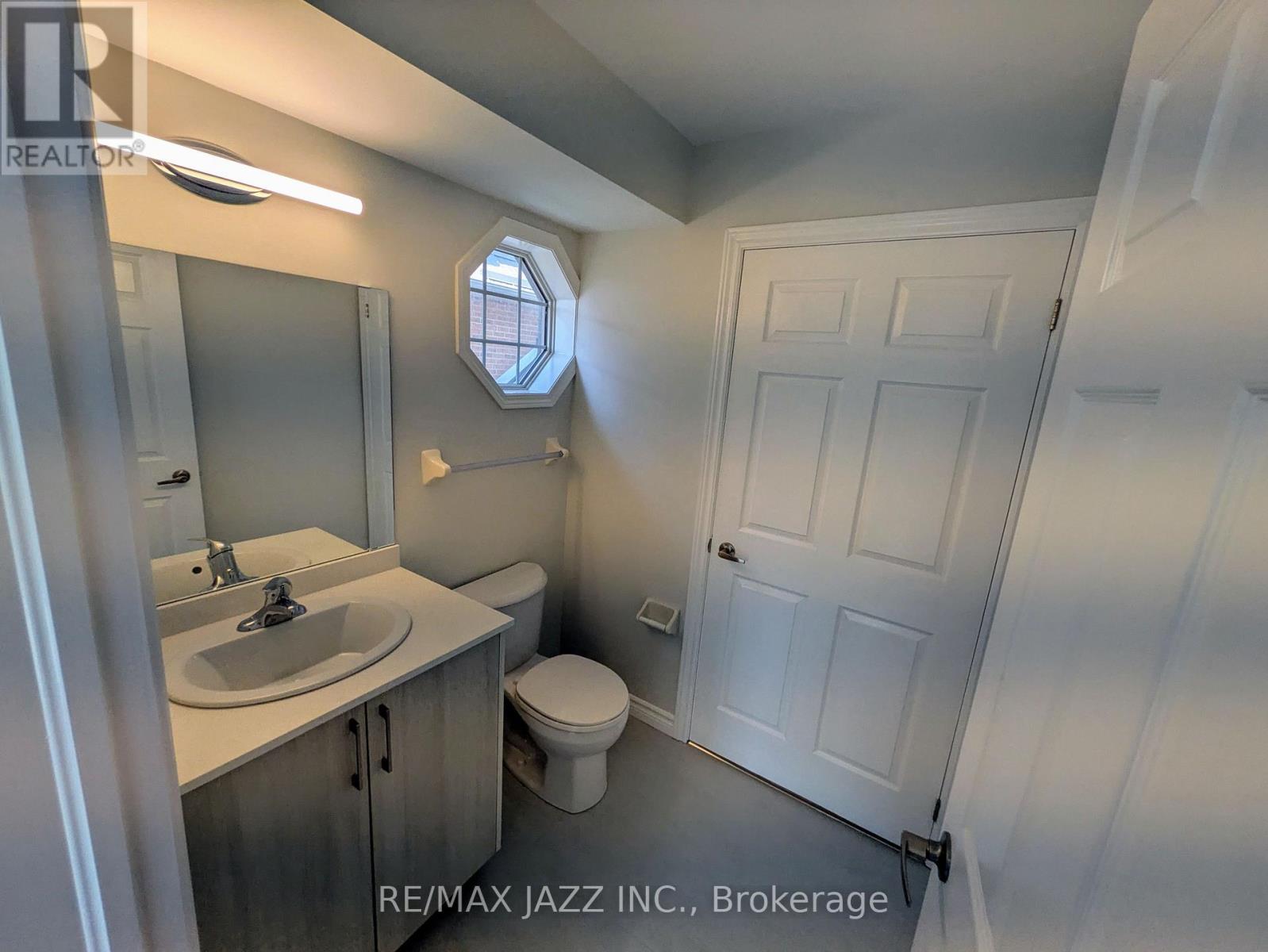 202 - 770 King Street E, Oshawa, Ontario  L1H 1G9 - Photo 14 - E13100970