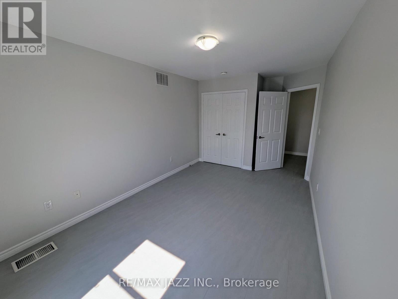 202 - 770 King Street E, Oshawa, Ontario  L1H 1G9 - Photo 18 - E13100970