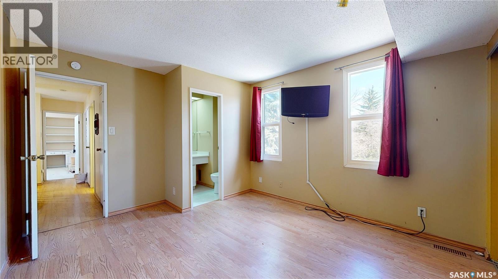 4766 Queen Street, Regina, Saskatchewan  S4S 6G7 - Photo 15 - SK035336