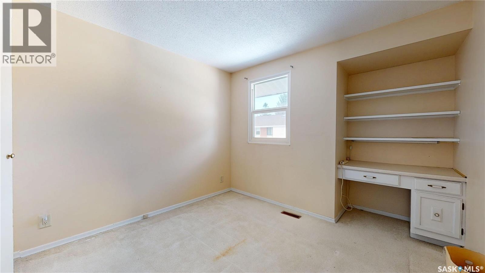 4766 Queen Street, Regina, Saskatchewan  S4S 6G7 - Photo 19 - SK035336