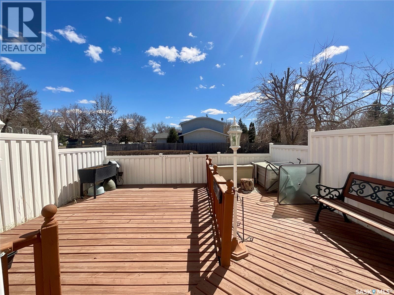 4766 Queen Street, Regina, Saskatchewan  S4S 6G7 - Photo 34 - SK035336