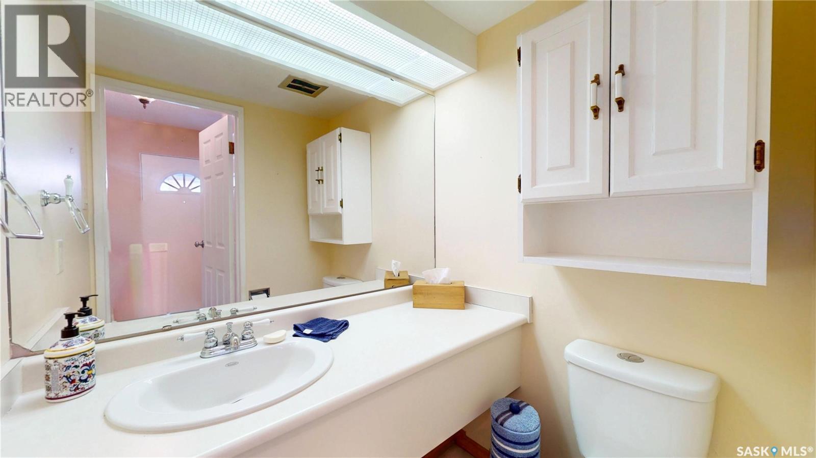 4766 Queen Street, Regina, Saskatchewan  S4S 6G7 - Photo 13 - SK035336